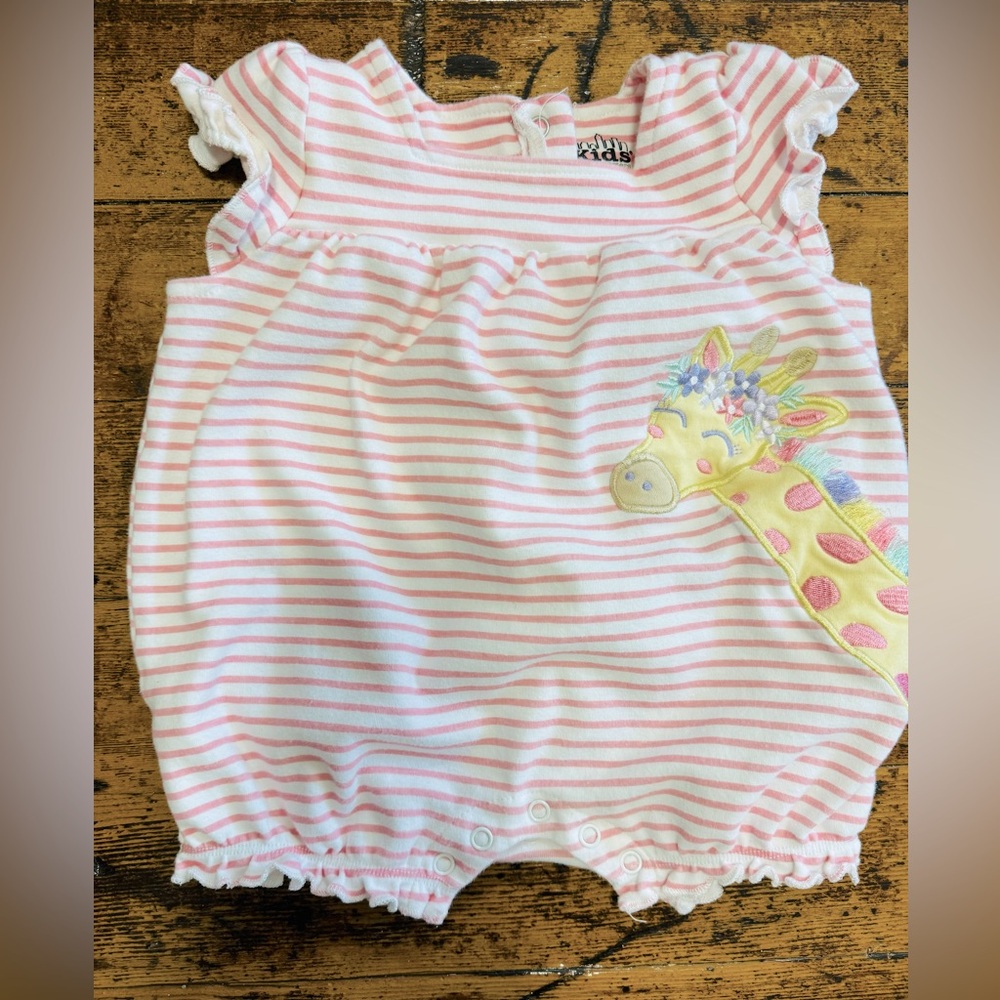 Basically new Costco 18mo girl romper. So cute with giraffe detail.